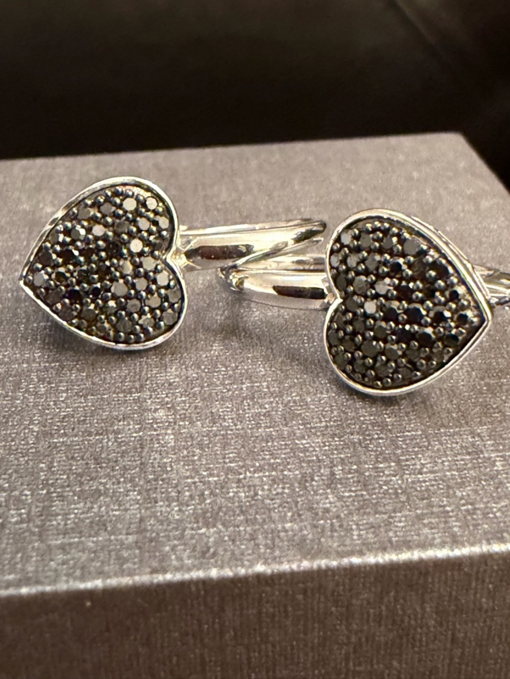 Heart Cluster Black Crystal Double Ring